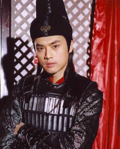 【驚呆】張嘉譯改名張嘉益?背后真相曝光,究竟是為什么?