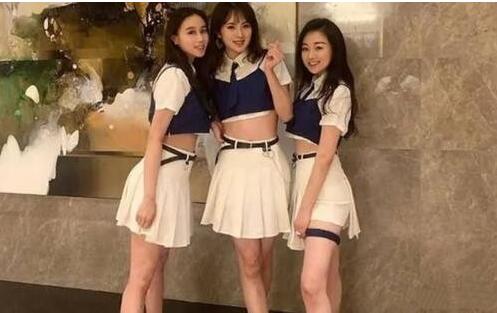 玩票？賭王四太回應何超欣組女團 曾被賭王夸贊“靚到不得了”