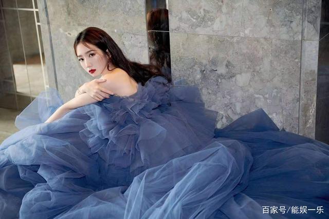 孟美岐甩飛假發片是怎么回事？具體發生了什么？ 