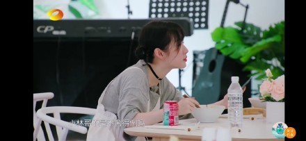 趙麗穎以身試法壞桃不能吃什么情況?終于真相了,原來(lái)是這樣！ 