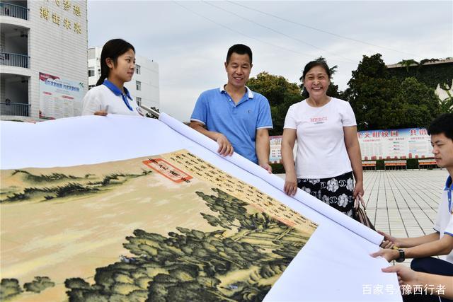 【高手在民間】女子10年繡完36米長清明上河圖 這樣的耐心無人能及!