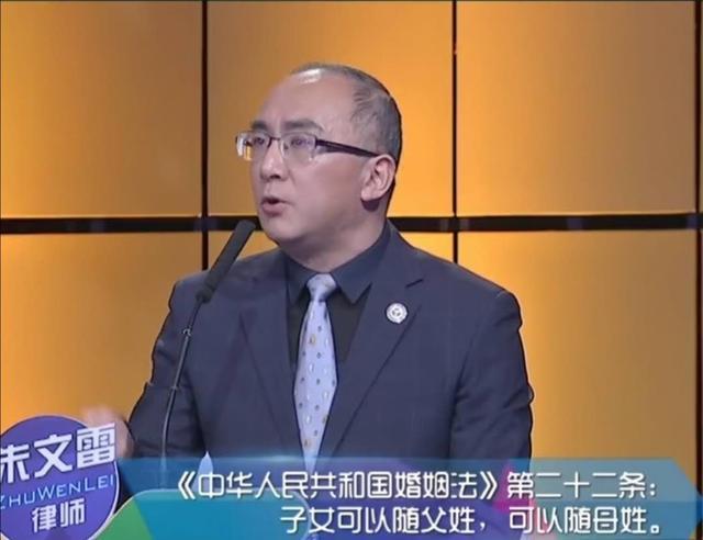 papi醬回應網絡爭議，否認網暴素人，自我炒作，更改置頂內容