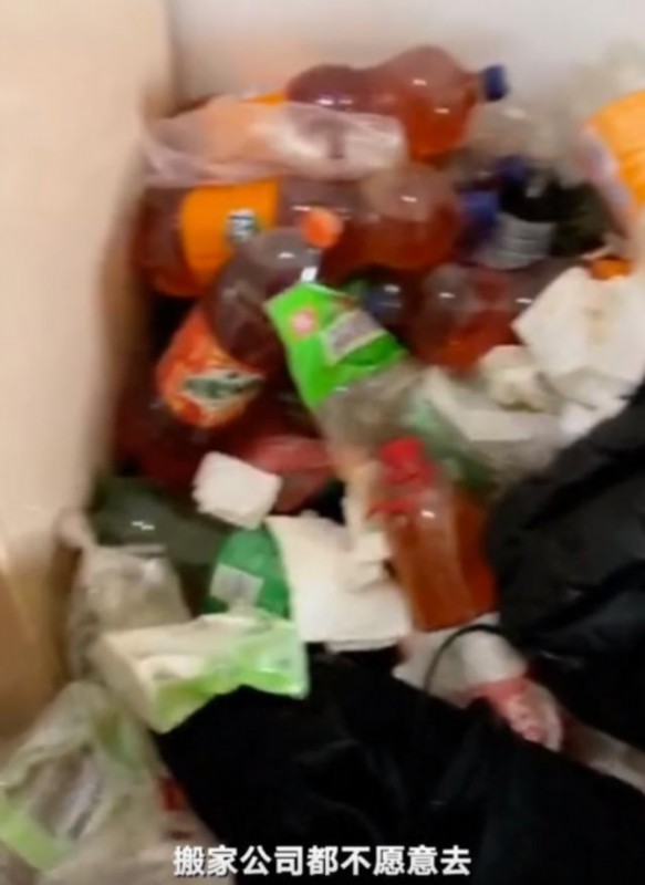 心塞！男租客退房后屋里垃圾半人高 怎么會有這種人？