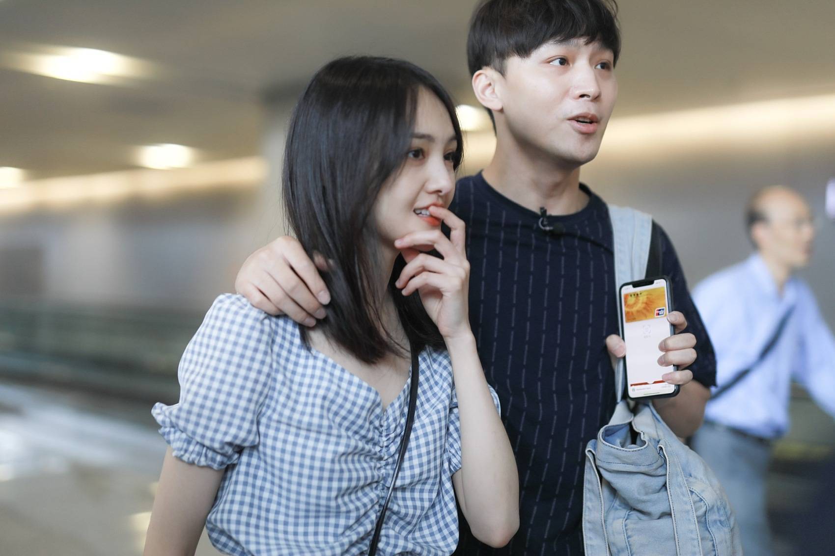 合開公司一地雞毛!張恒律師:鄭爽主動(dòng)借張恒2000萬