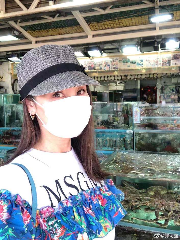 50歲郭可盈身材仍好似少女 網(wǎng)友感嘆她不太會復(fù)出拍戲