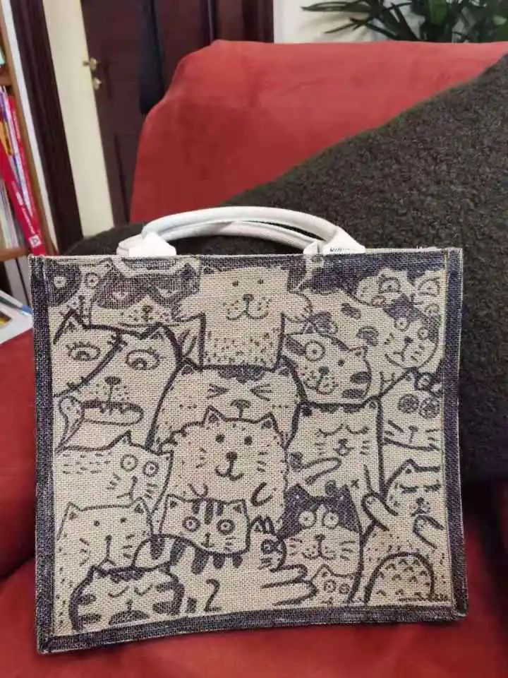 杭州男娃給媽媽送包包 上萬網(wǎng)友炸鍋：愛馬仕絲巾都配不上啊！