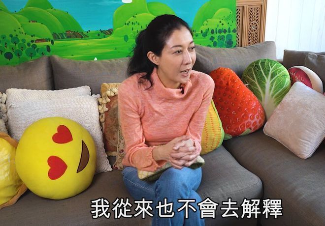 首次承認曾家暴女兒!吳綺莉否認向成龍索要天價撫養費,具體啥情況?