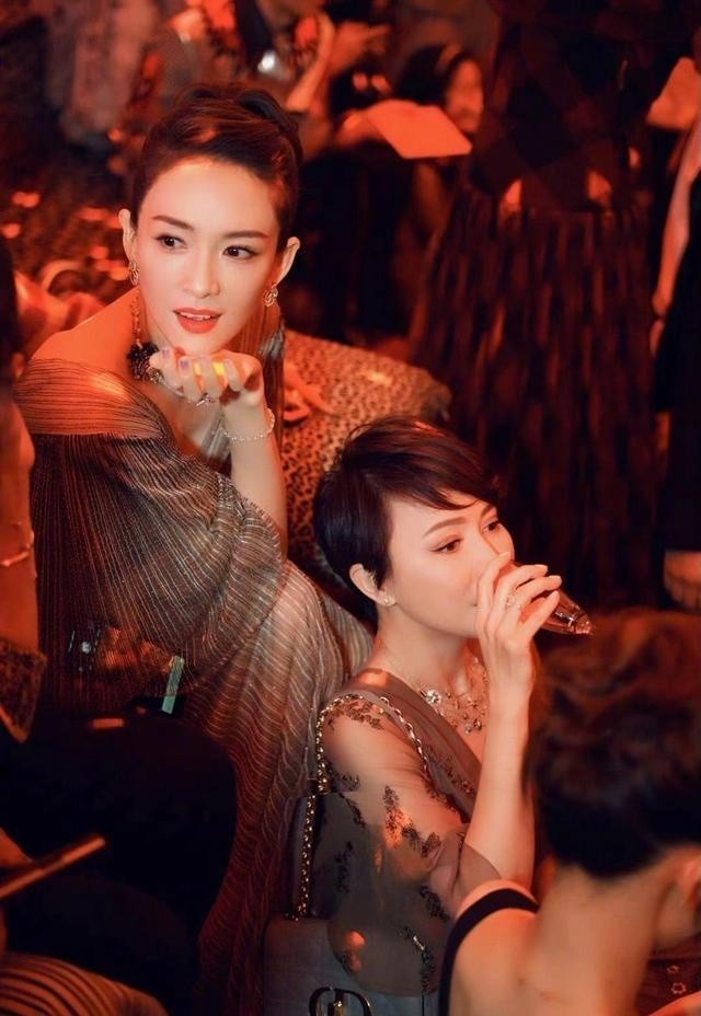 氣質、優雅、酷颯、白富美！章子怡劉嘉玲章澤天劉雨昕同框太絕了