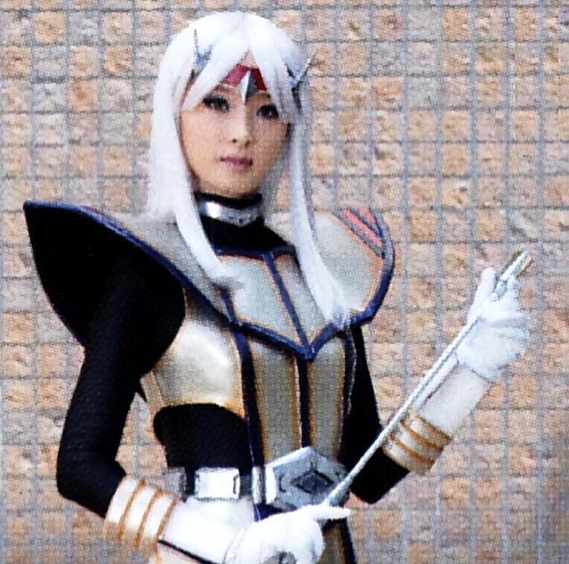 日本女星中丸紫苑因病去世 終年僅38歲