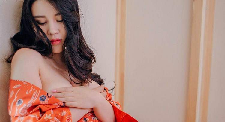 開胸和服御姐sukki性感巨乳迷人寫真