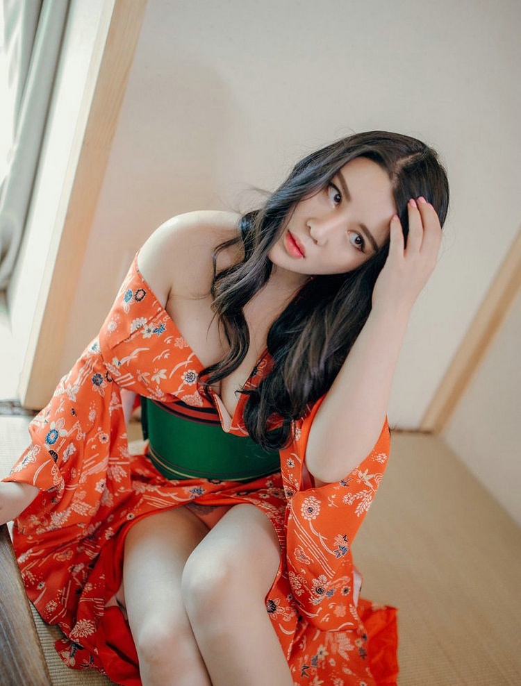 開胸和服御姐sukki性感巨乳迷人寫真