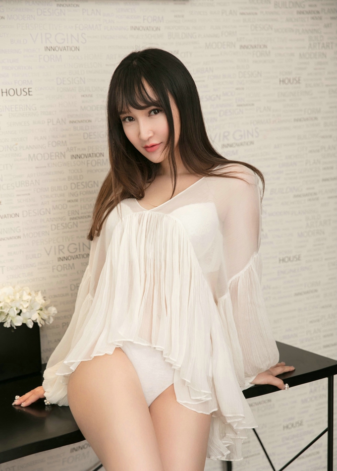 女神吳嬌性感內衣透視情趣誘惑迷人白嫩肌膚俏麗私房寫真