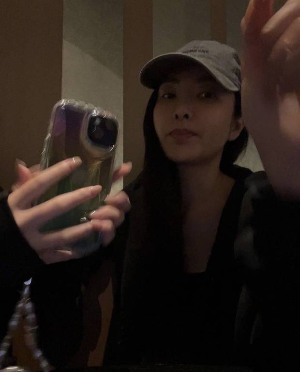 吳速玲曬與女兒Grace合照 母女倆同框好似姐妹