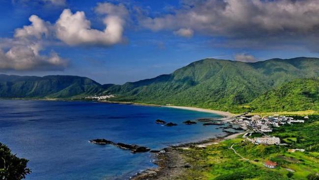 臺媒：兩岸經(jīng)貿(mào)是2024“首要考題”如果沒有來自大陸的順差許多從業(yè)人員都將失業(yè)