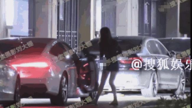 何九華被曝出軌素人 男方約會(huì)3小時(shí)后返回王鷗豪宅