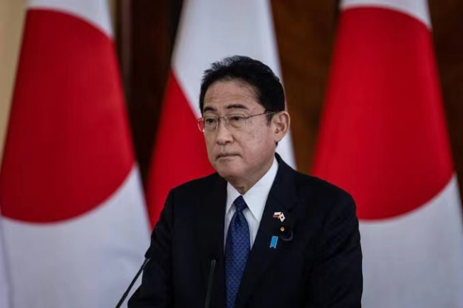 全國輿論調(diào)查顯示岸田支持率跌至28%，日媒：進入“危險水域”