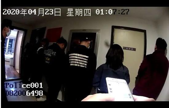 6名男女深夜開房傳出奇怪聲響 因吸毒被抓會怎么處罰?