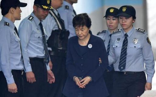 樸槿惠受賄案二審宣判結果出爐 總刑期已長達32年