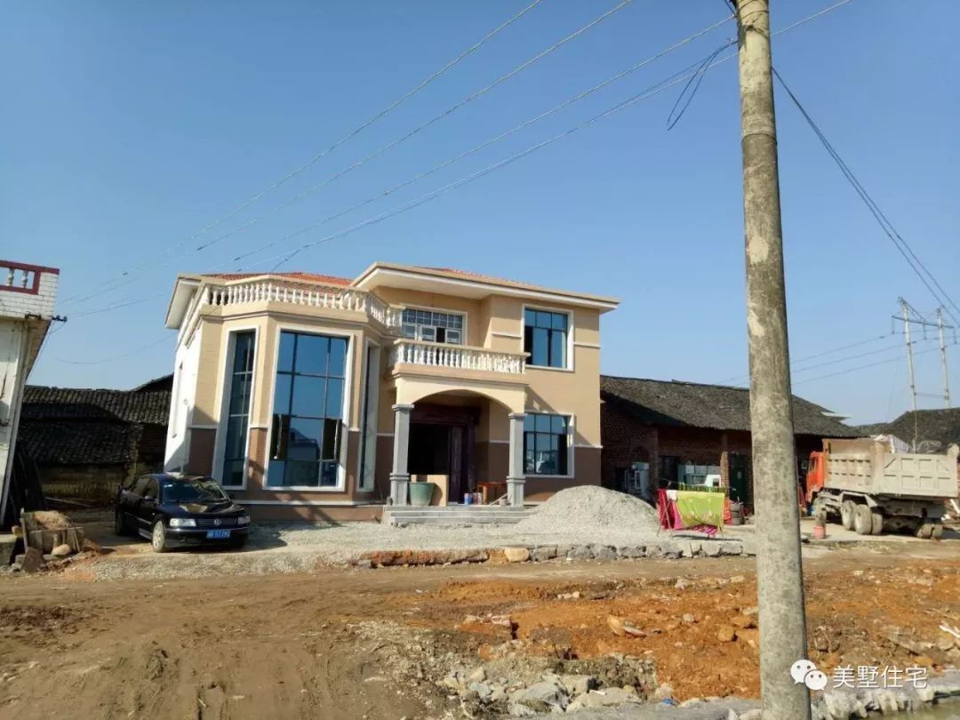 自建房需要什么手續(xù)?建房申請(qǐng)備案需提交什么資料?